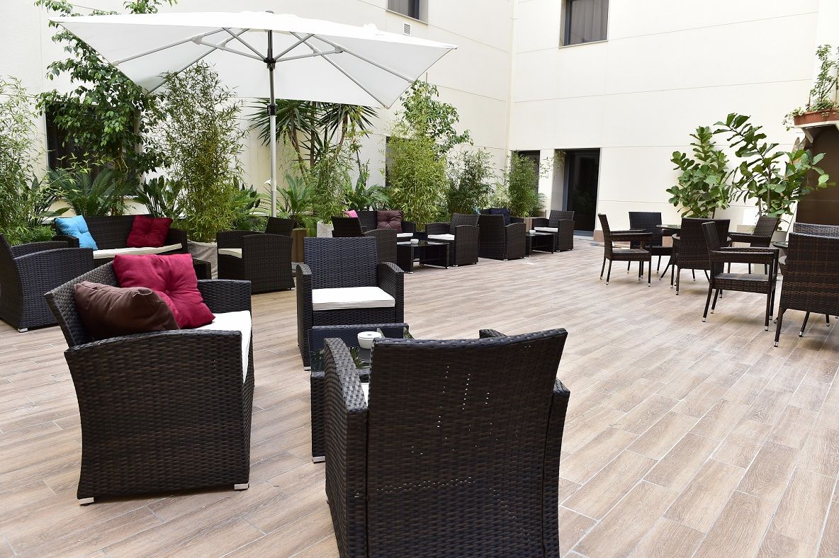 Az Hotels زرالدة المظهر الخارجي الصورة